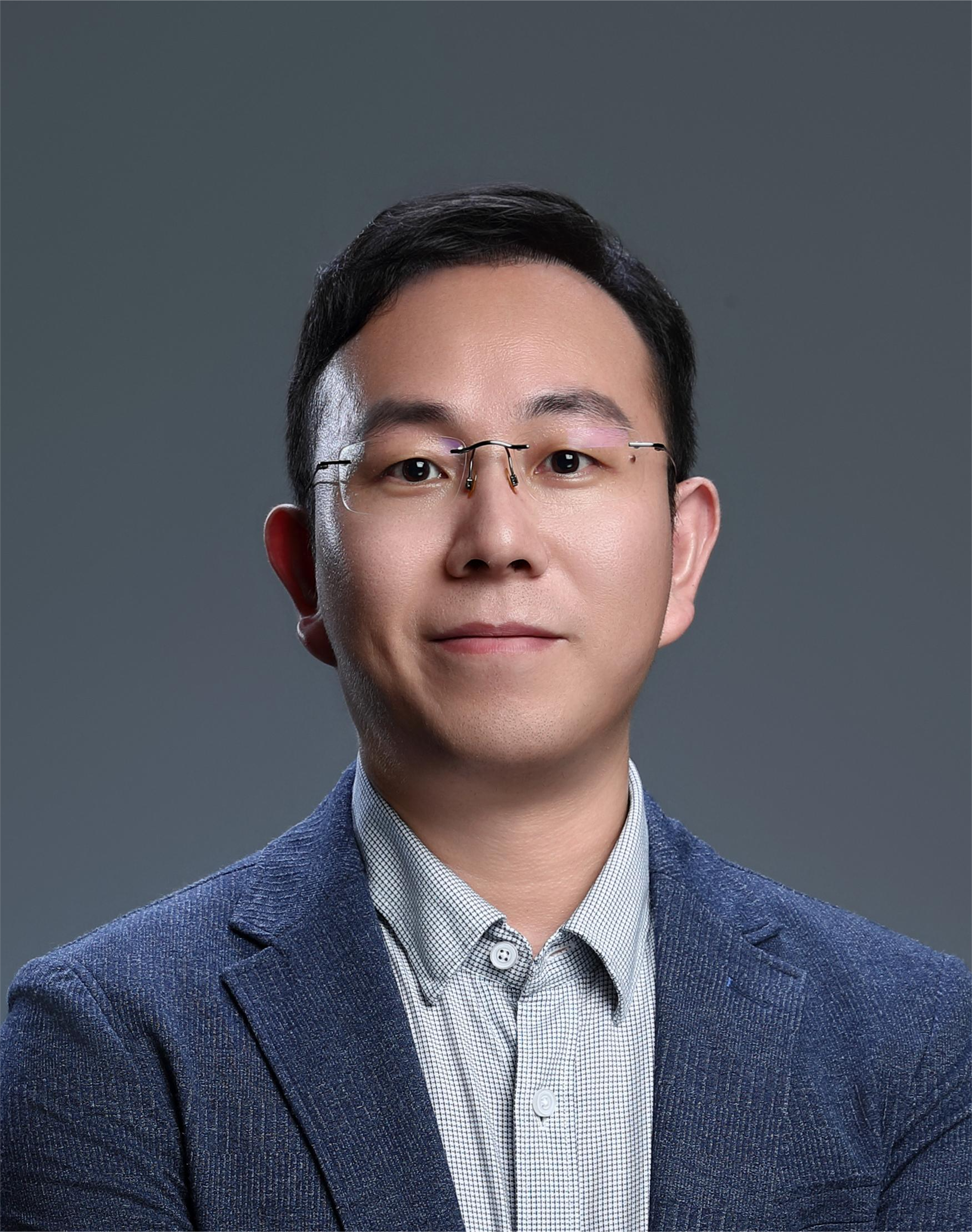 张尚伟 (1)(1)(1).png